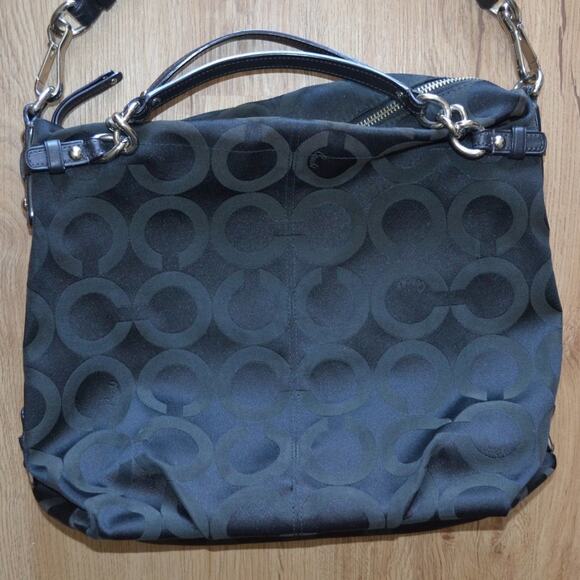 Signature Brooke Mahogany Shoulder Bag - Picture 2 of 8